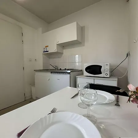 - Lr060-a06 Appartement *
